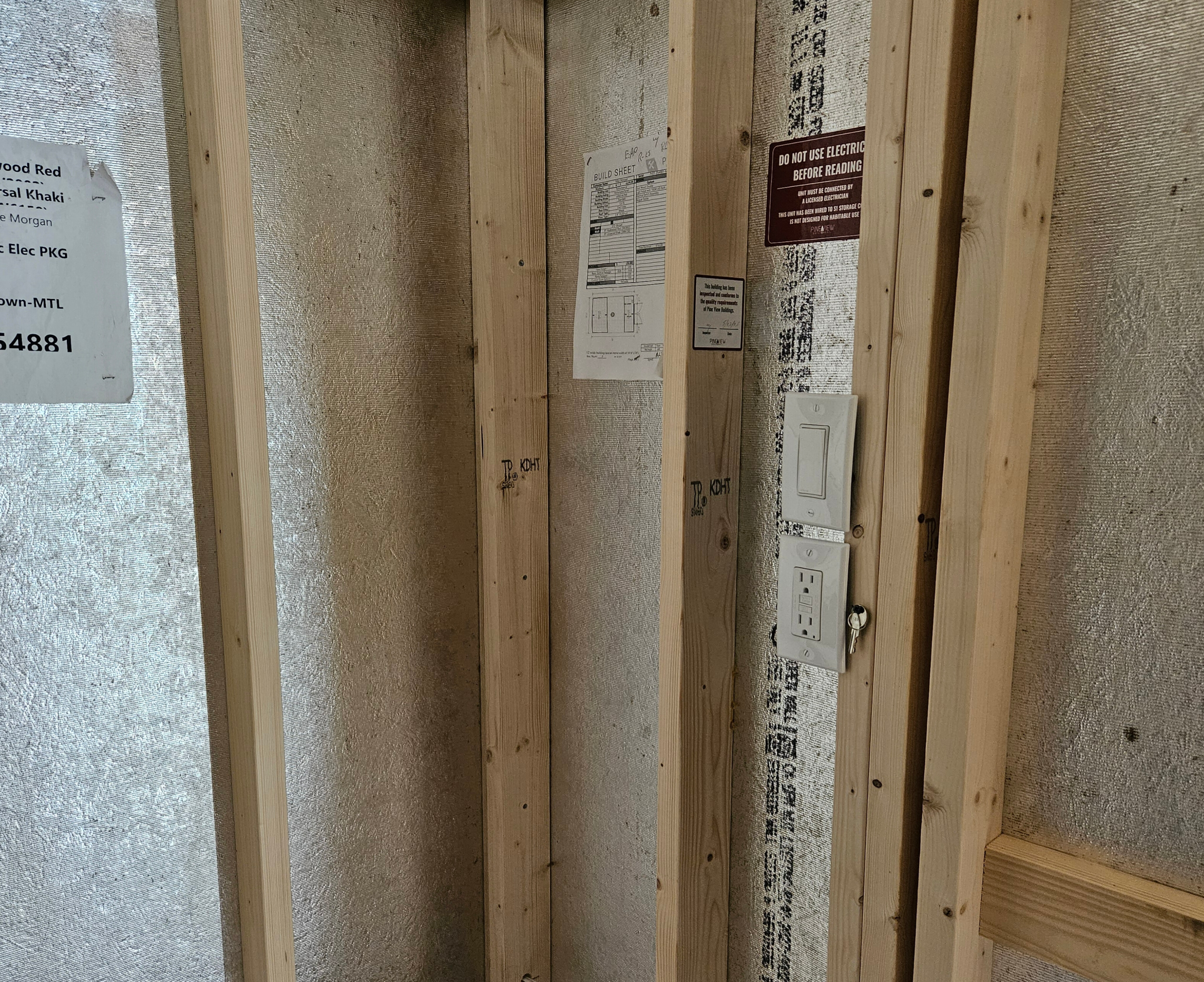 Thumbnail 3 for 12 x 16 Lofted Barn (Low Wall)